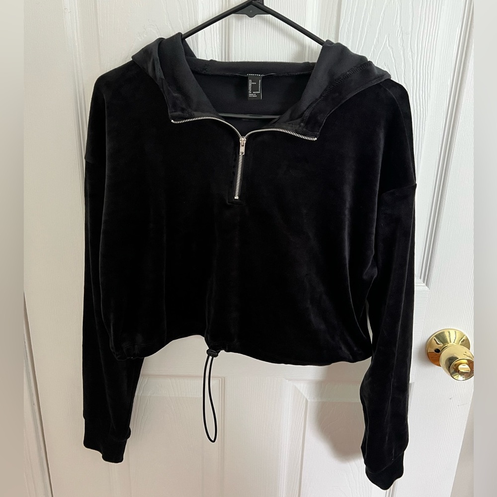 Forever 21 Cropped Velour Sweatshirt